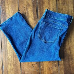 NYDJ Petite Capris Cool Embrace Lift Tuck Technology W/Stretch 12P